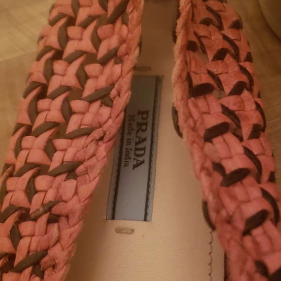 Prada flats - Picture 3 of 7